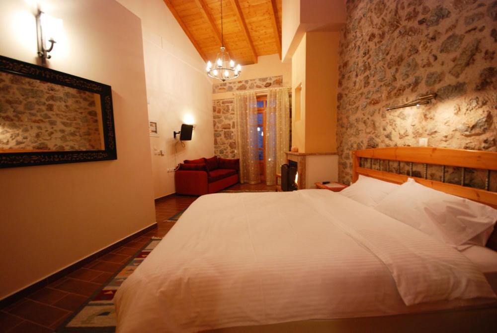 Hotel Parnassos Arachova Exterior foto